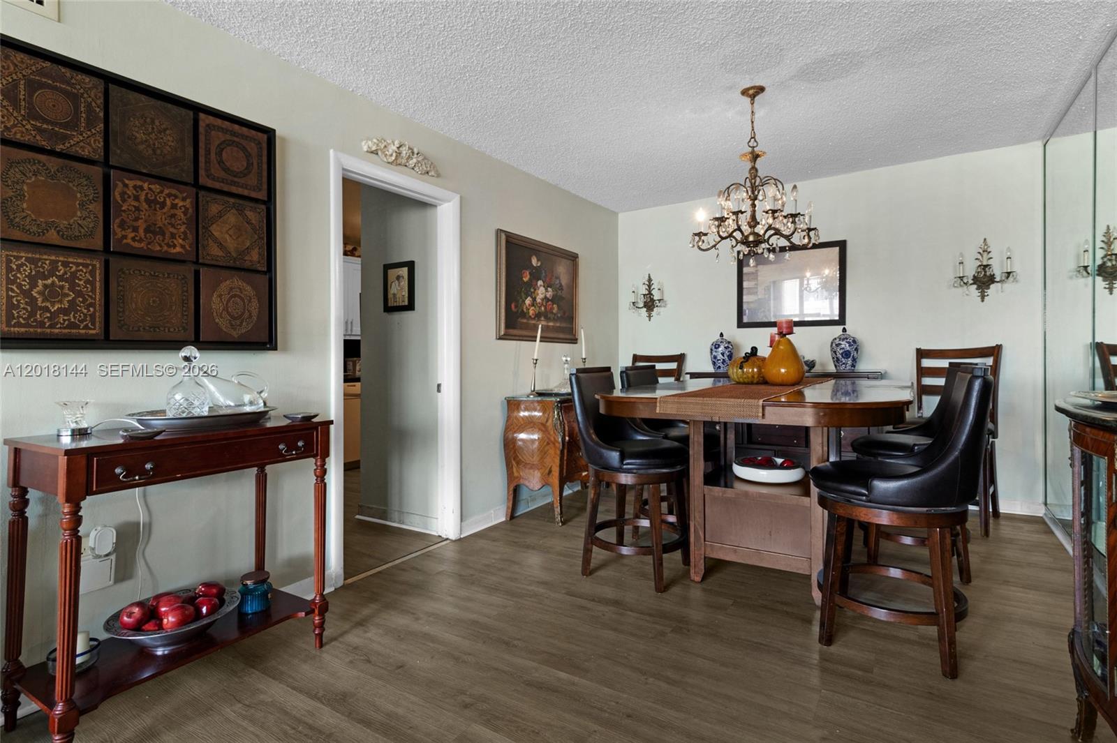 SOVEREIGNS CONDO - Residential