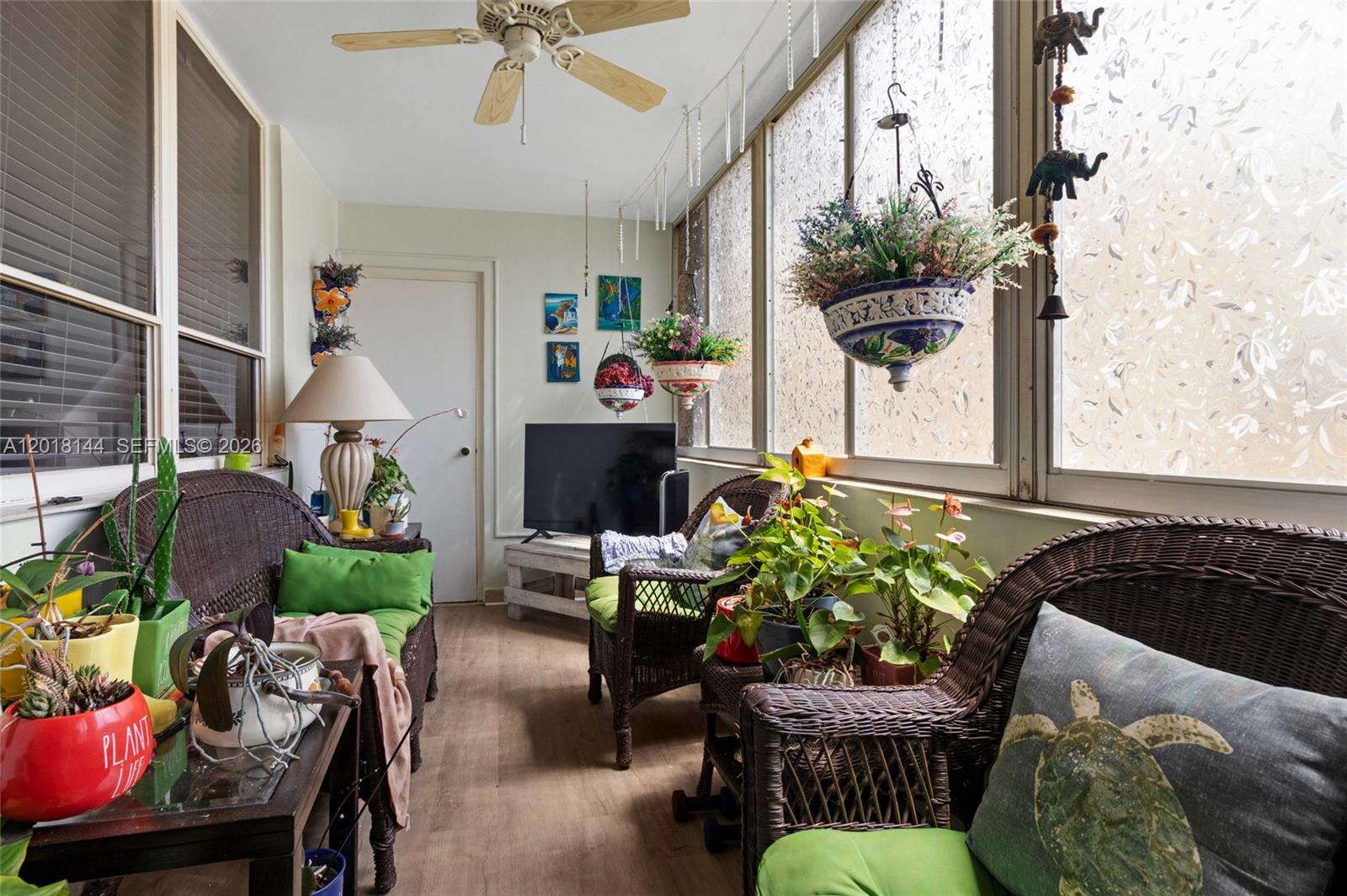 SOVEREIGNS CONDO - Residential