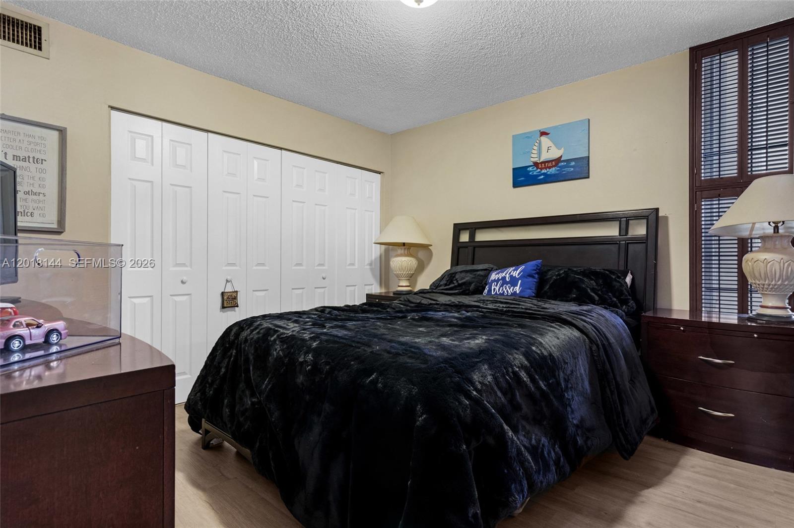 SOVEREIGNS CONDO - Residential