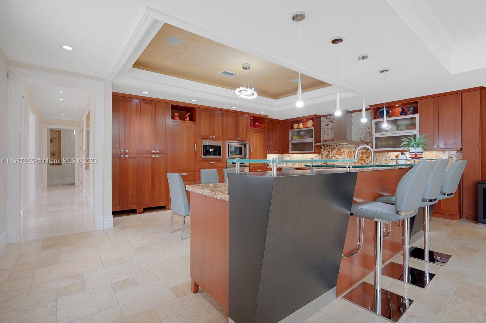 CANEROS FOREST - Residential