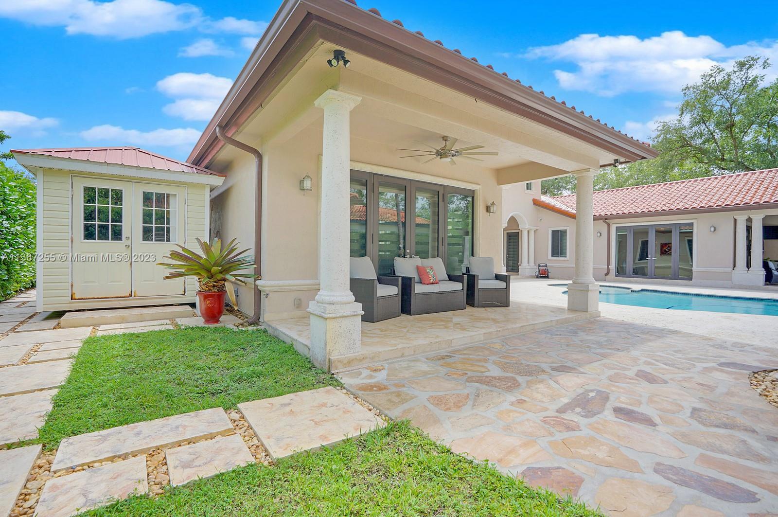 CANEROS FOREST - Residential