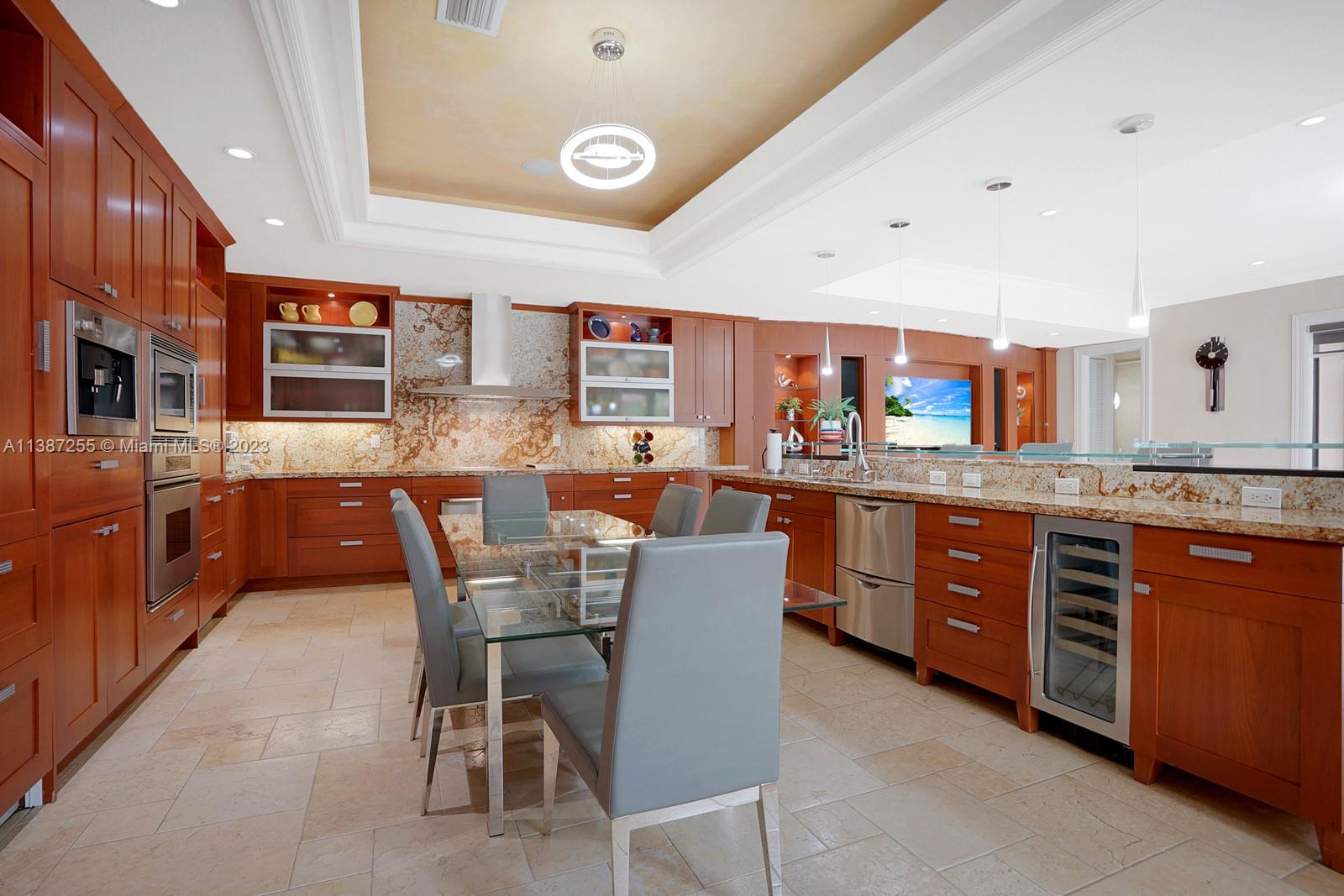 CANEROS FOREST - Residential