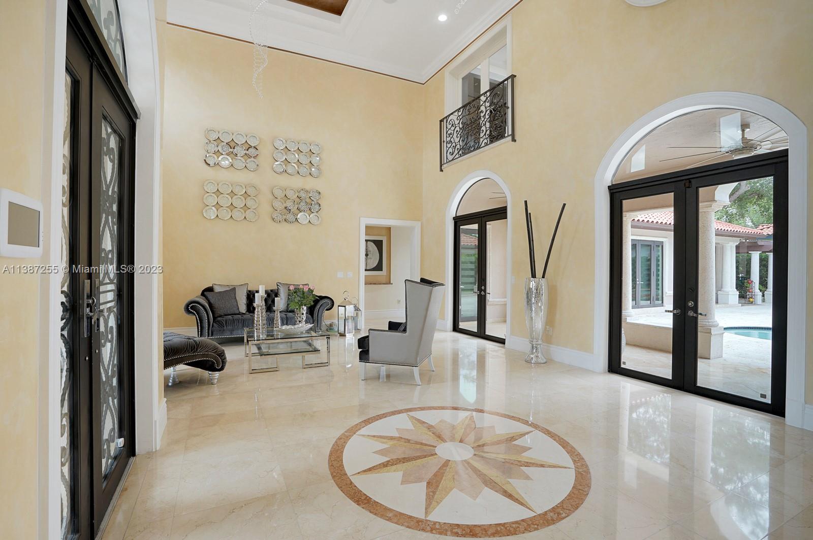 CANEROS FOREST - Residential