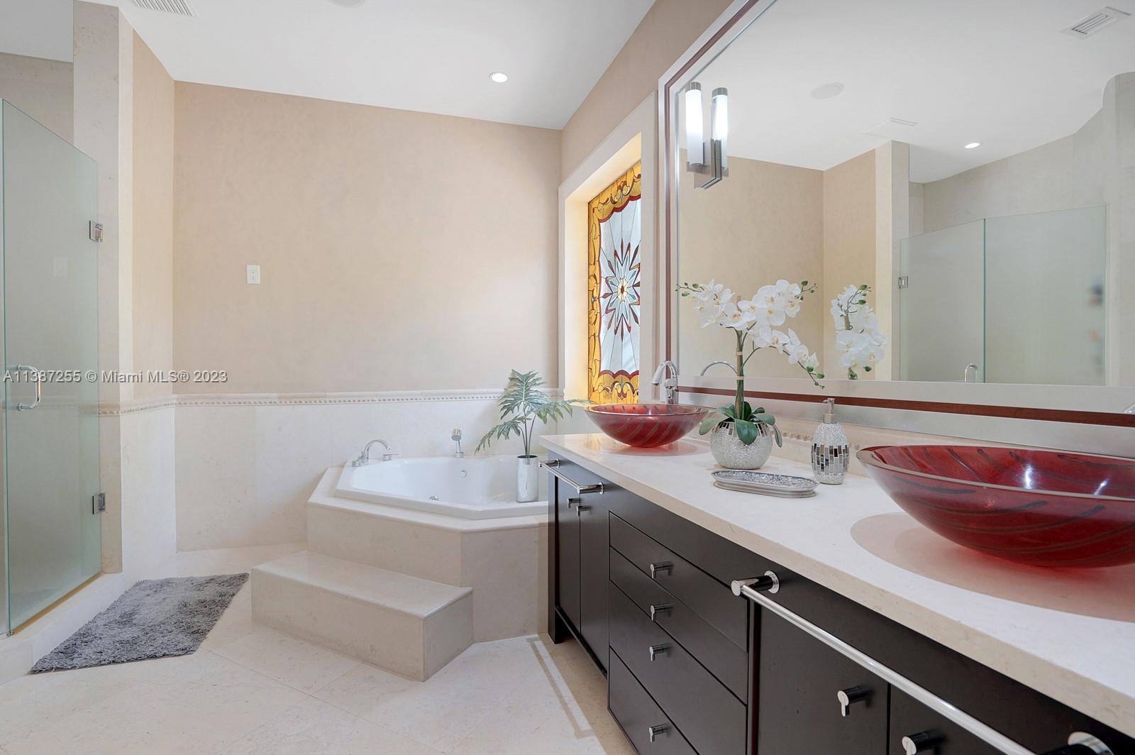 CANEROS FOREST - Residential