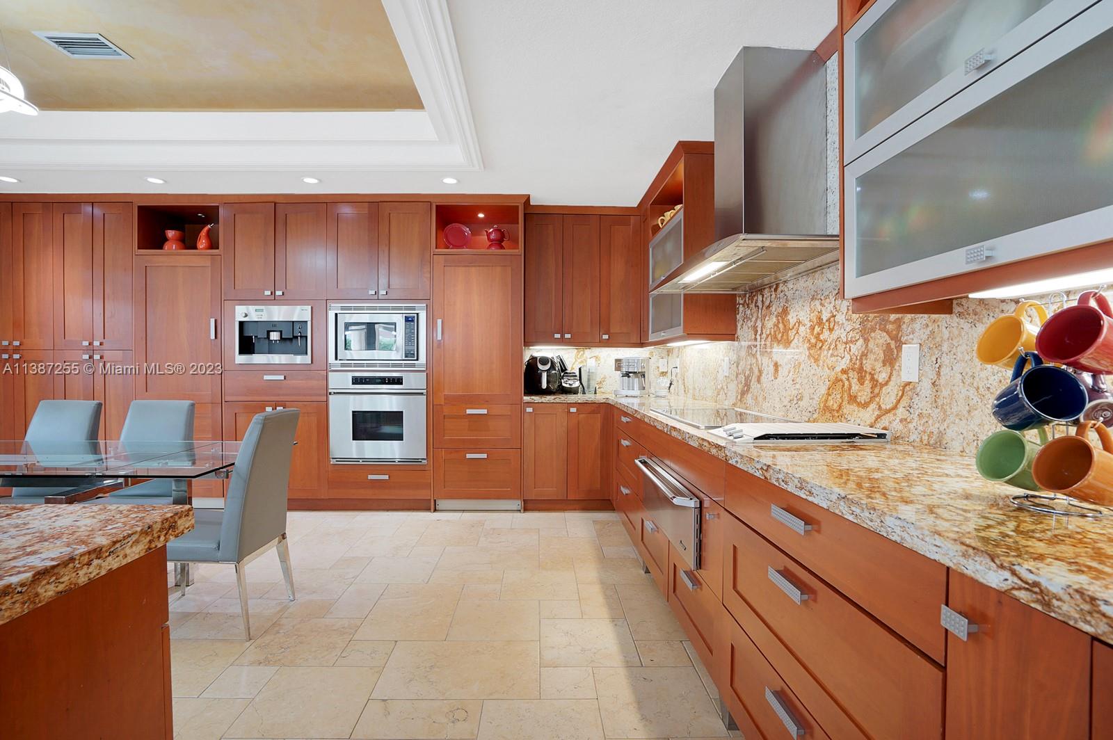 CANEROS FOREST - Residential