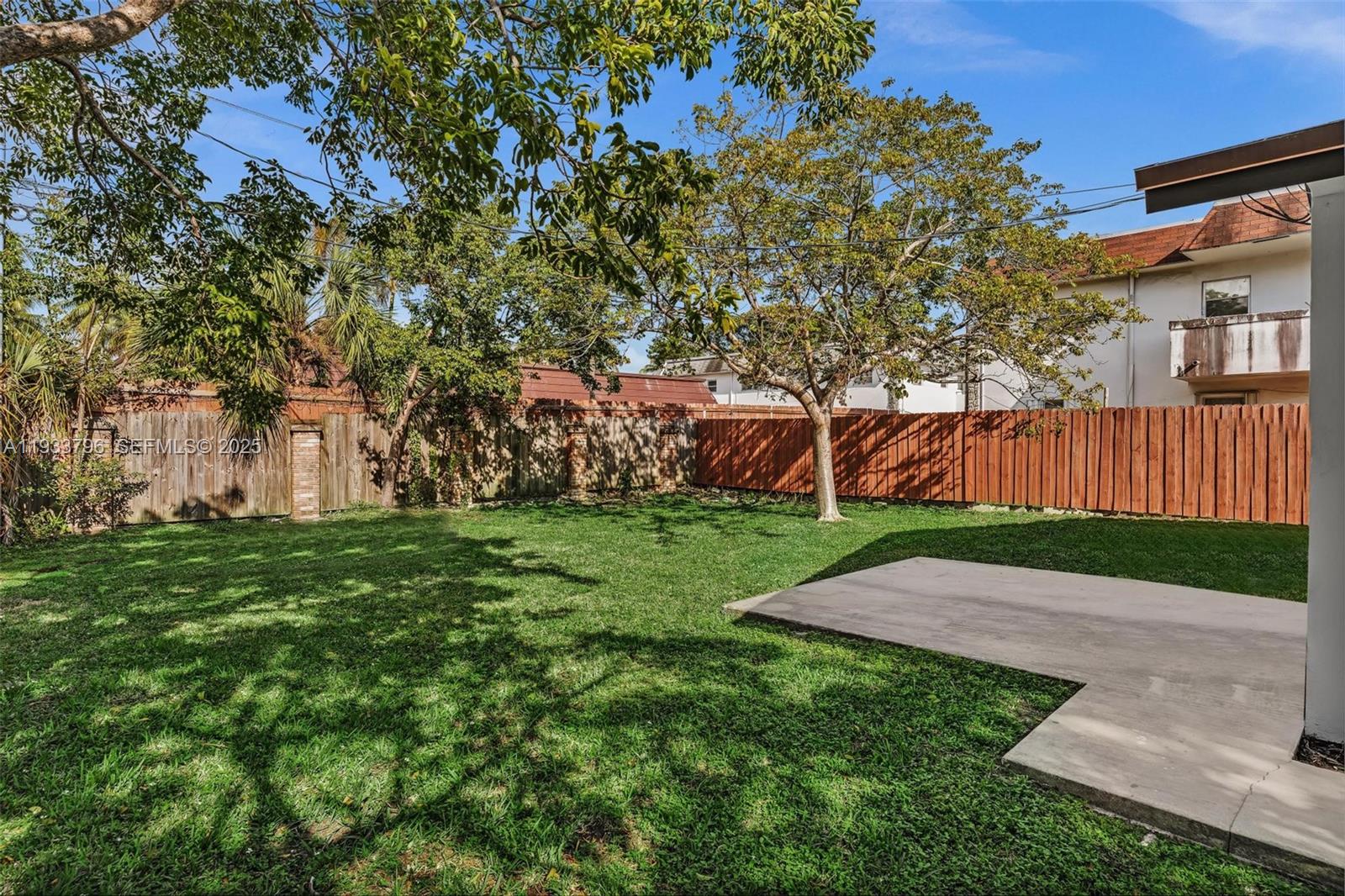 AVONDALE - Residential Lease