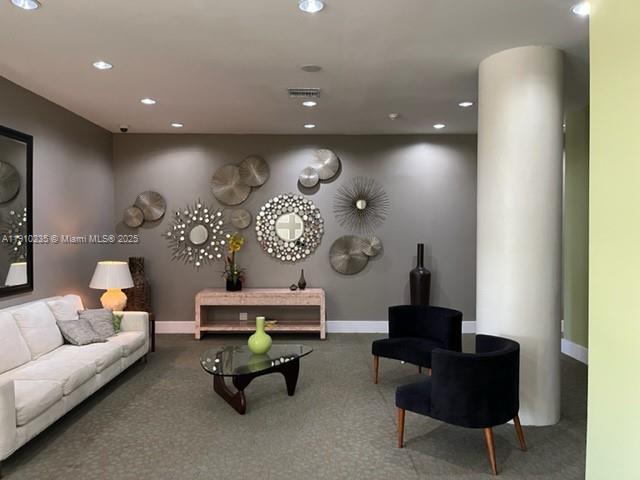 PARKVIEW POINT CONDO - Residential Lease