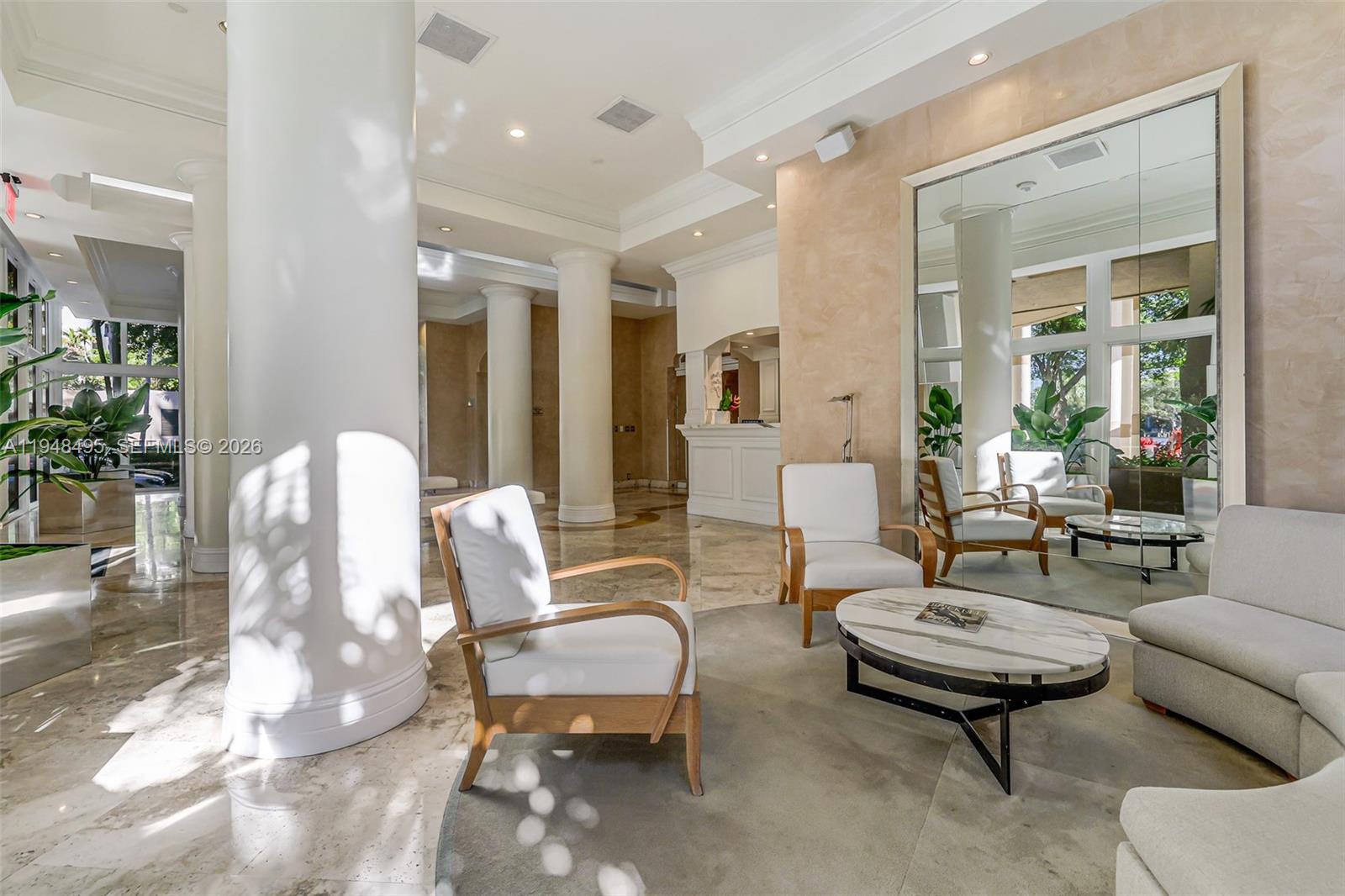 ISOLA CONDO - Residential