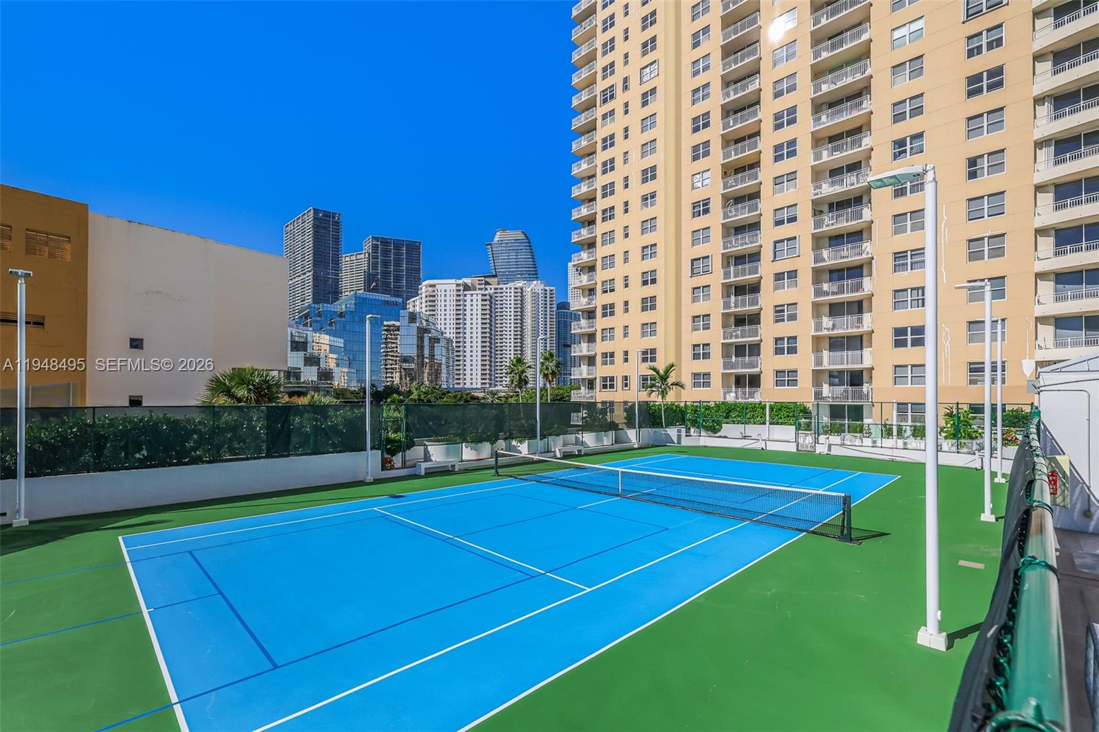 ISOLA CONDO - Residential