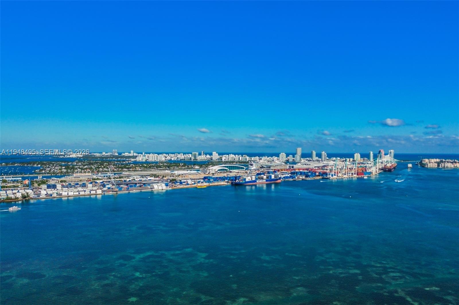 ISOLA CONDO - Residential