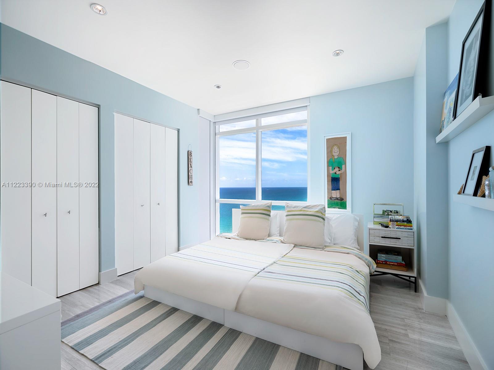 APOGEE BEACH CONDOMINIUM - Residential