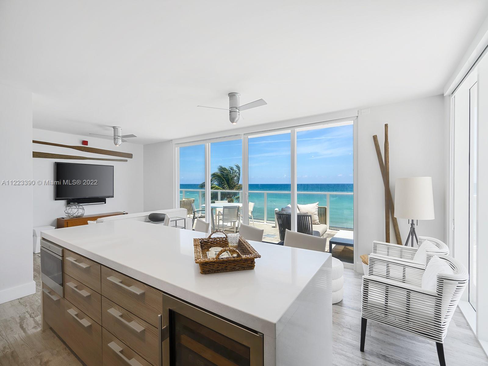 APOGEE BEACH CONDOMINIUM - Residential