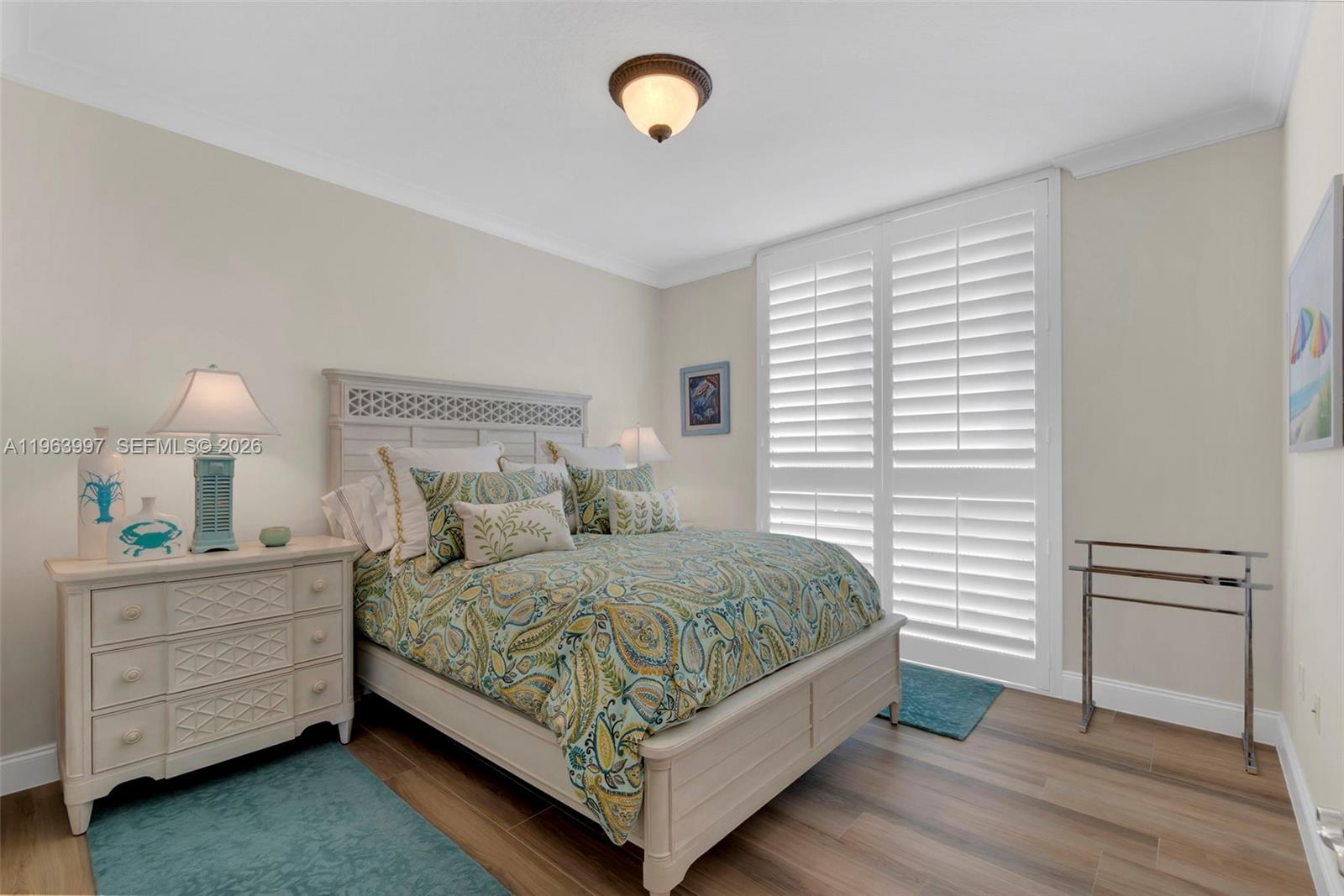 LAMBIANCE BEACH CONDO - Residential