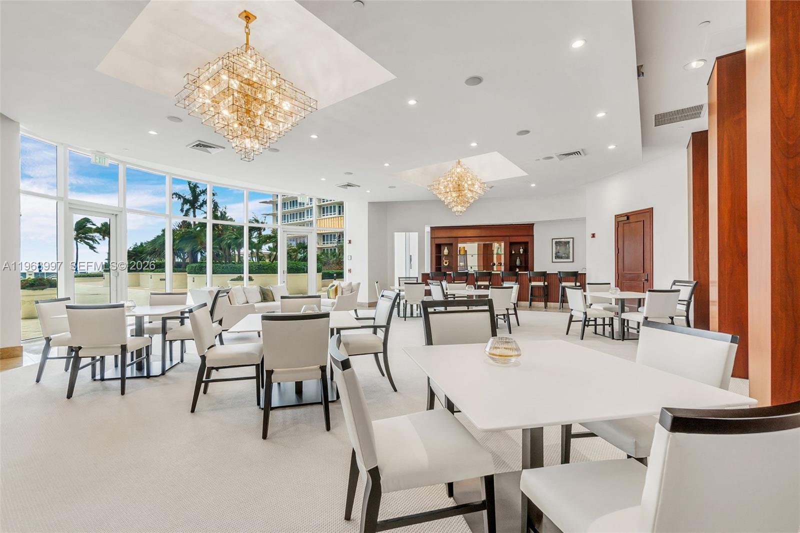 LAMBIANCE BEACH CONDO - Residential