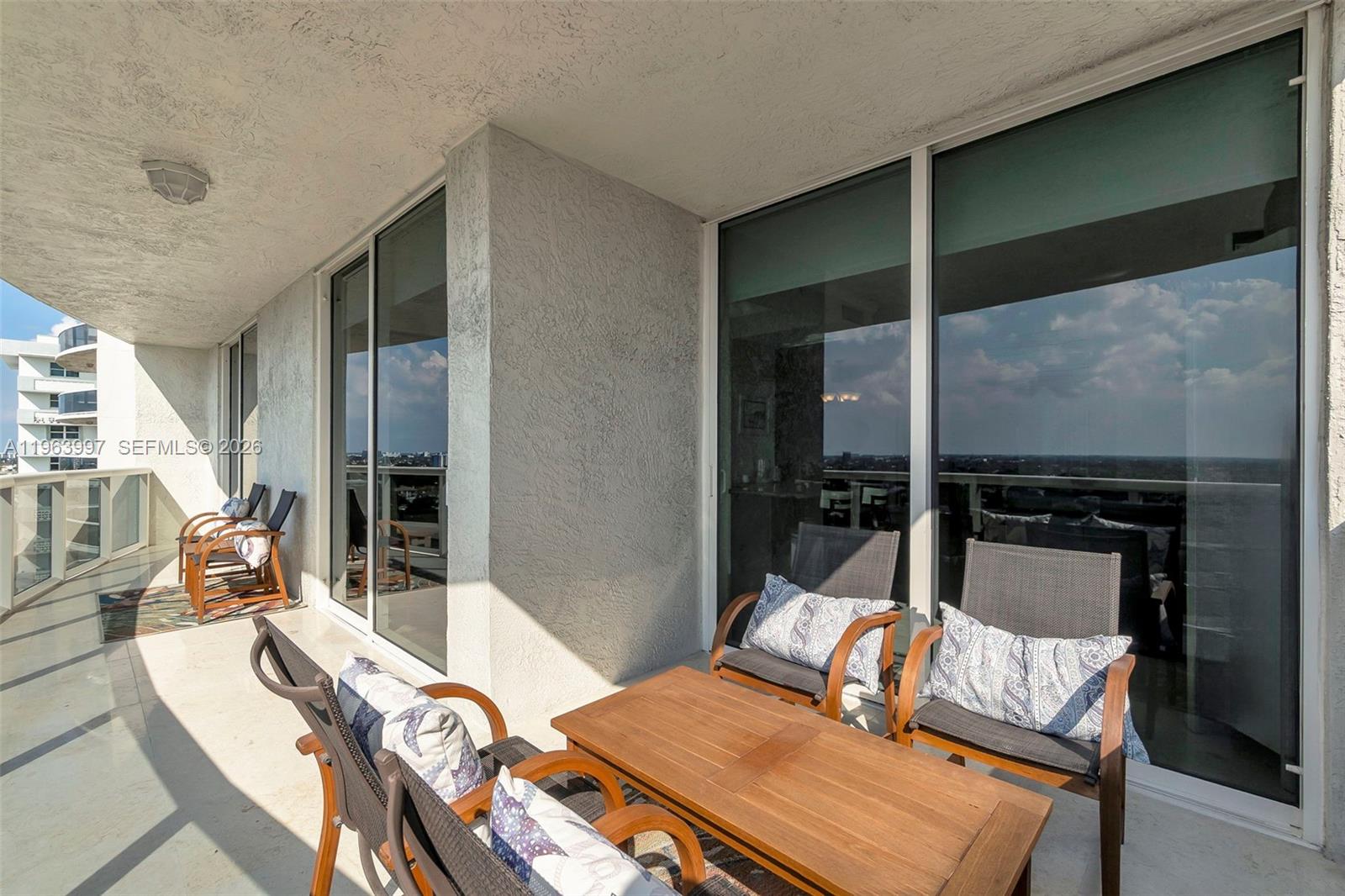 LAMBIANCE BEACH CONDO - Residential