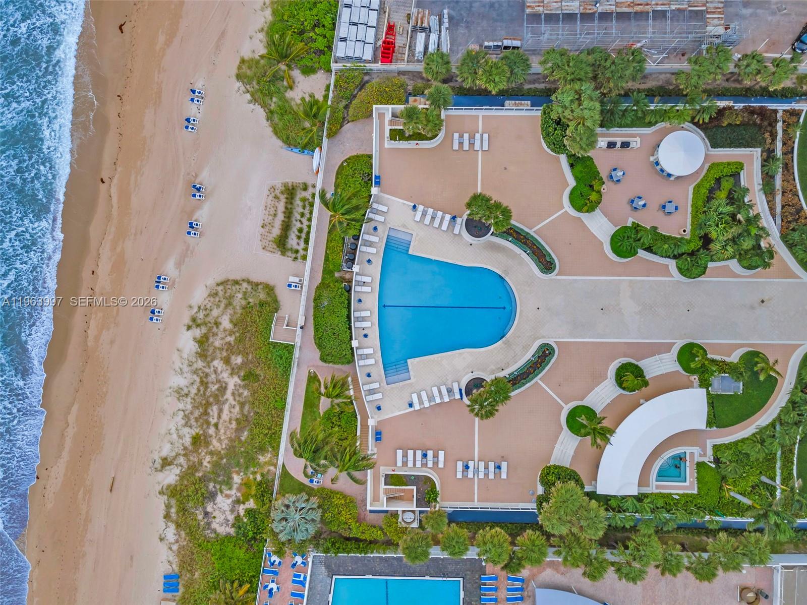 LAMBIANCE BEACH CONDO - Residential