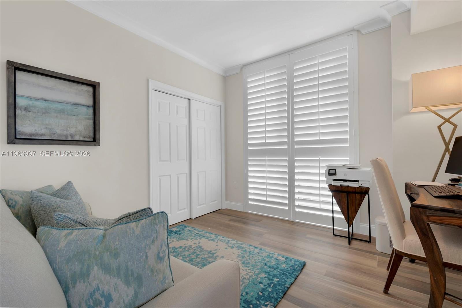 LAMBIANCE BEACH CONDO - Residential