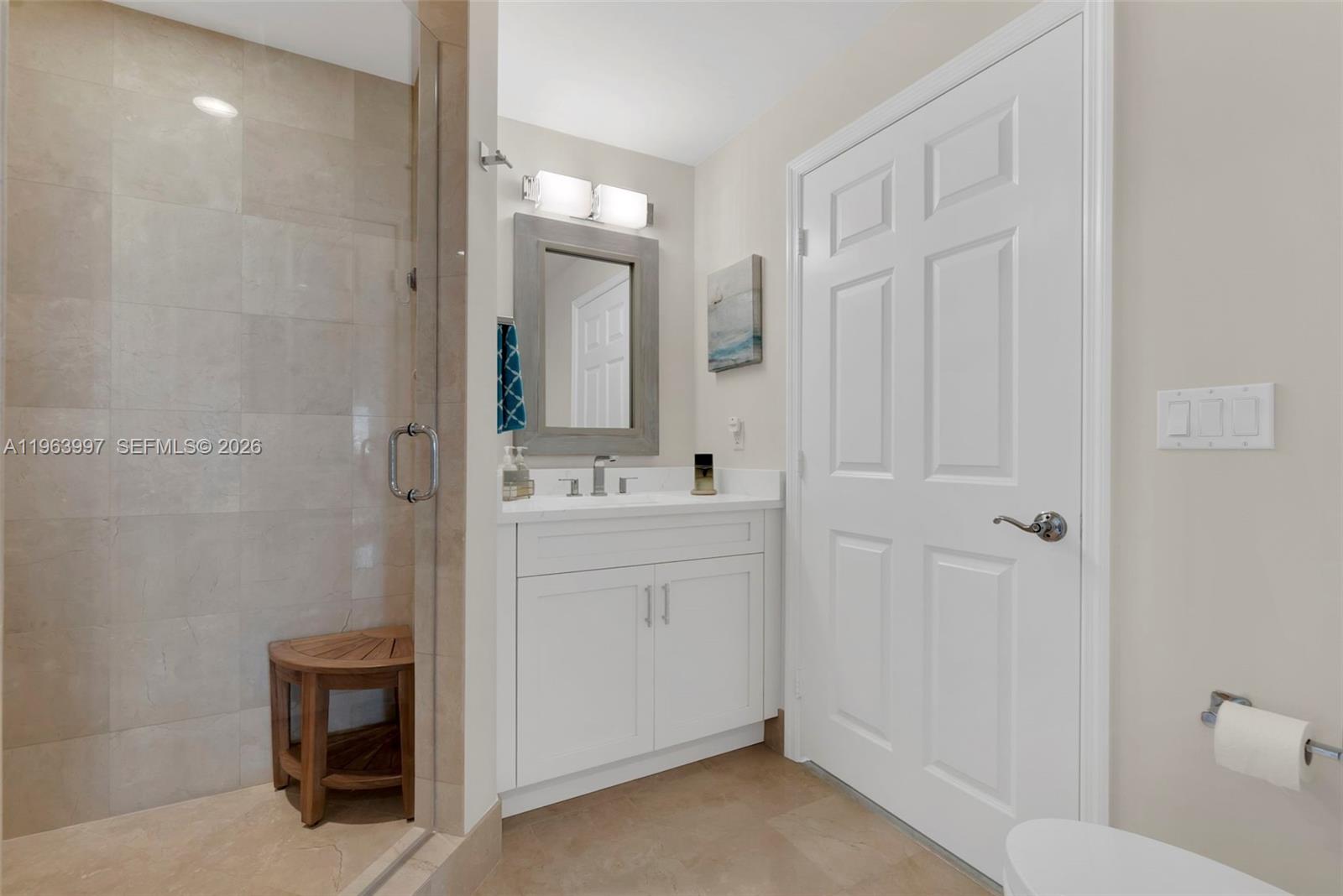 LAMBIANCE BEACH CONDO - Residential