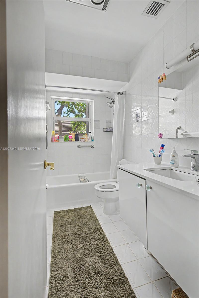 ADMIRAL FARRAGUT CONDO - Residential