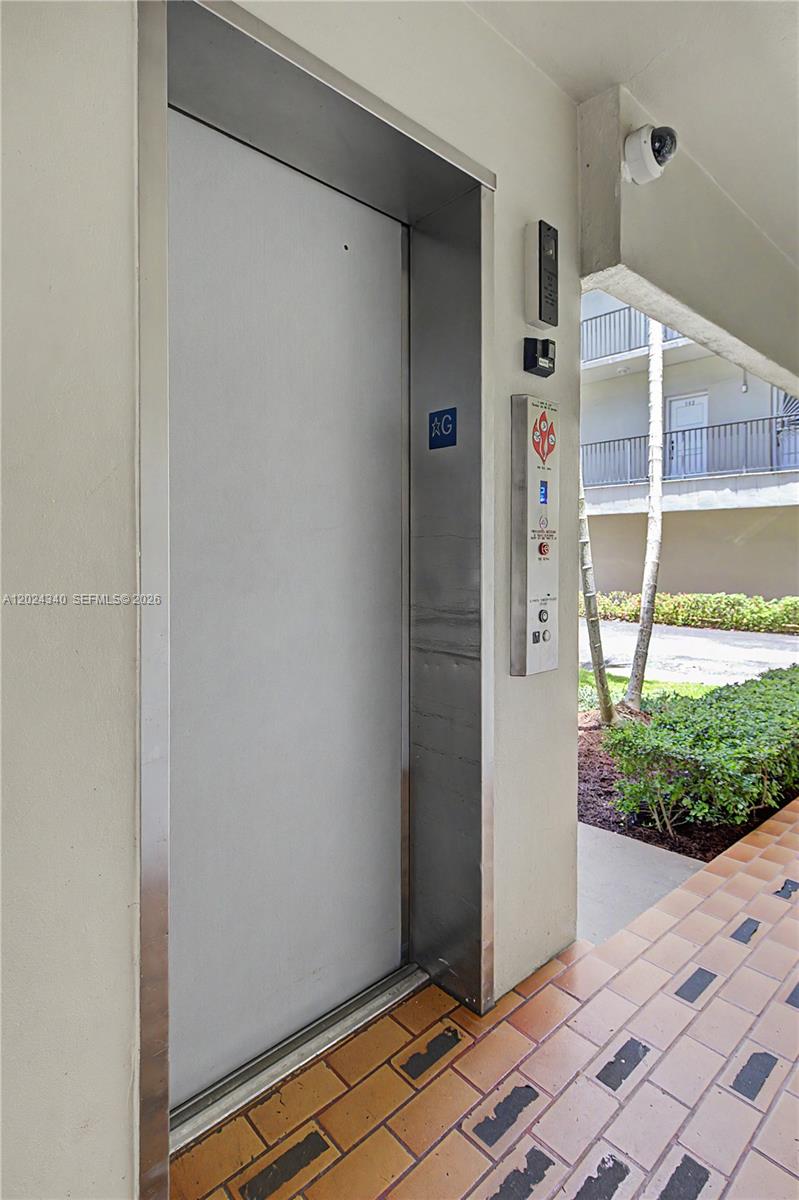 ADMIRAL FARRAGUT CONDO - Residential