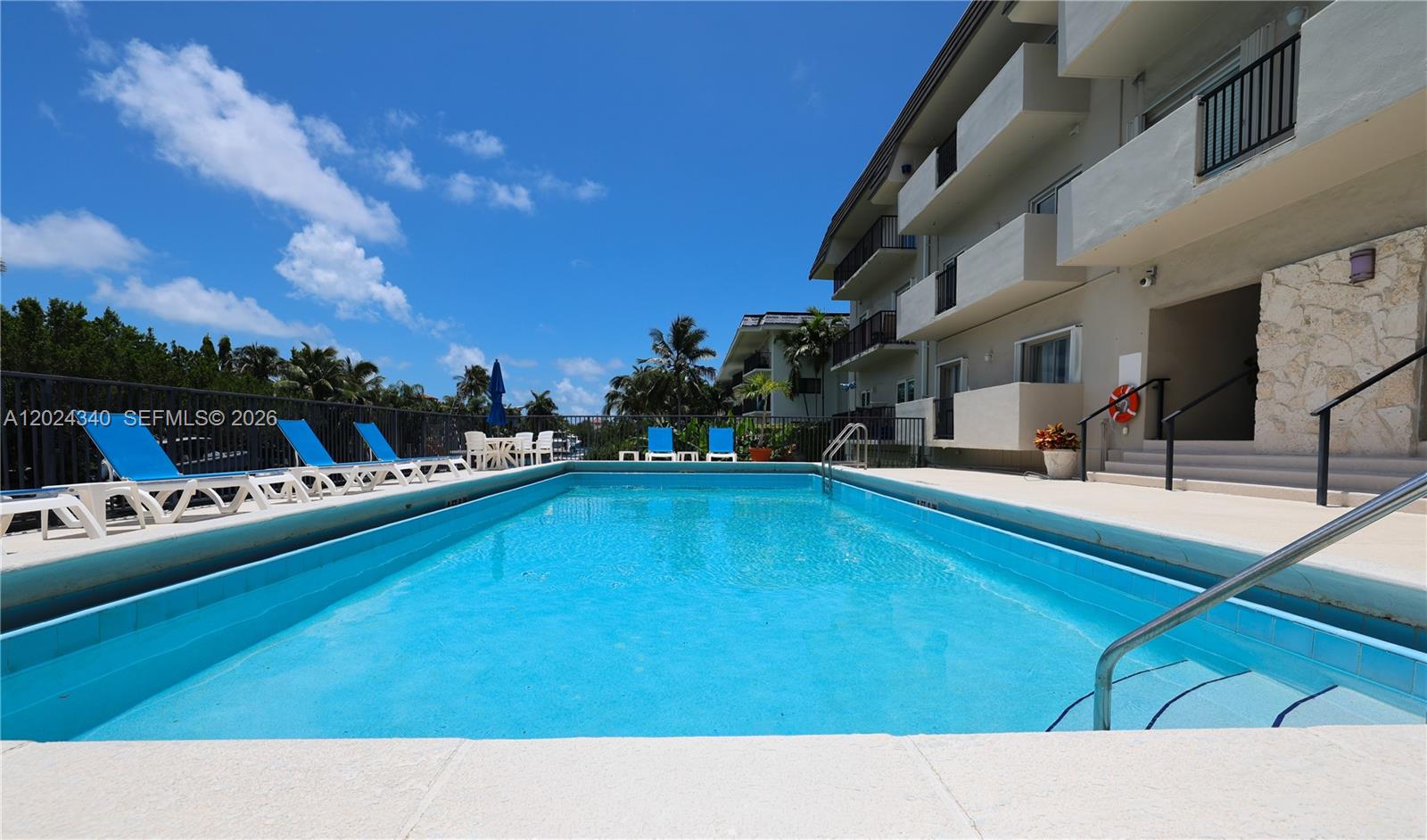 ADMIRAL FARRAGUT CONDO - Residential