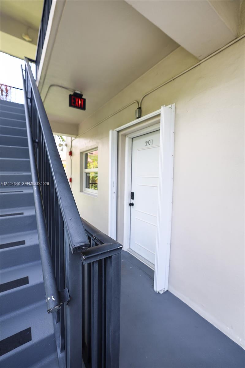 ADMIRAL FARRAGUT CONDO - Residential