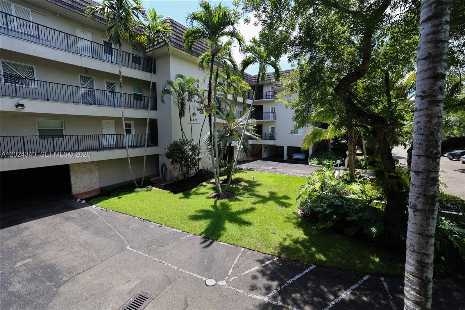 ADMIRAL FARRAGUT CONDO - Residential