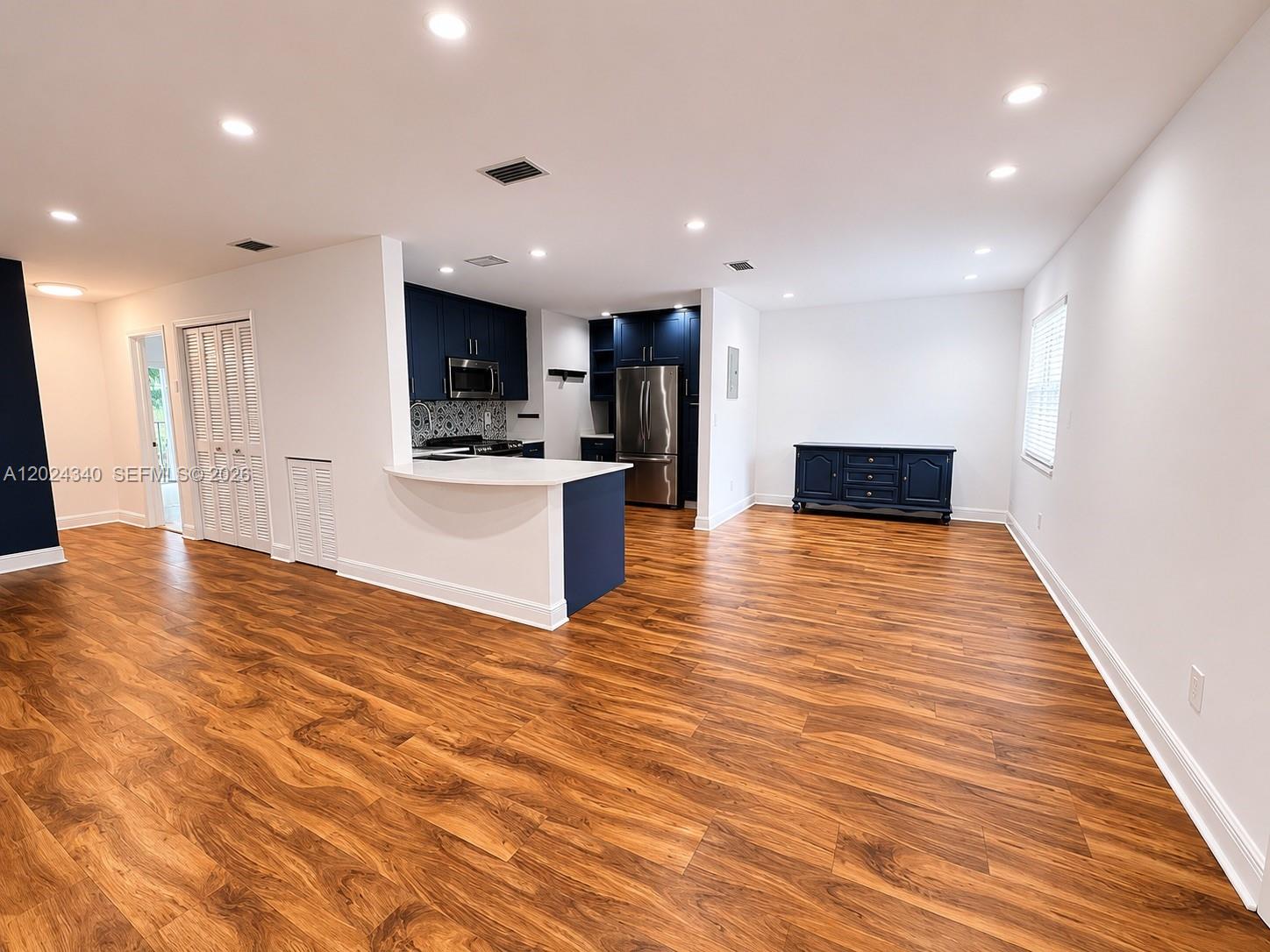 ADMIRAL FARRAGUT CONDO - Residential