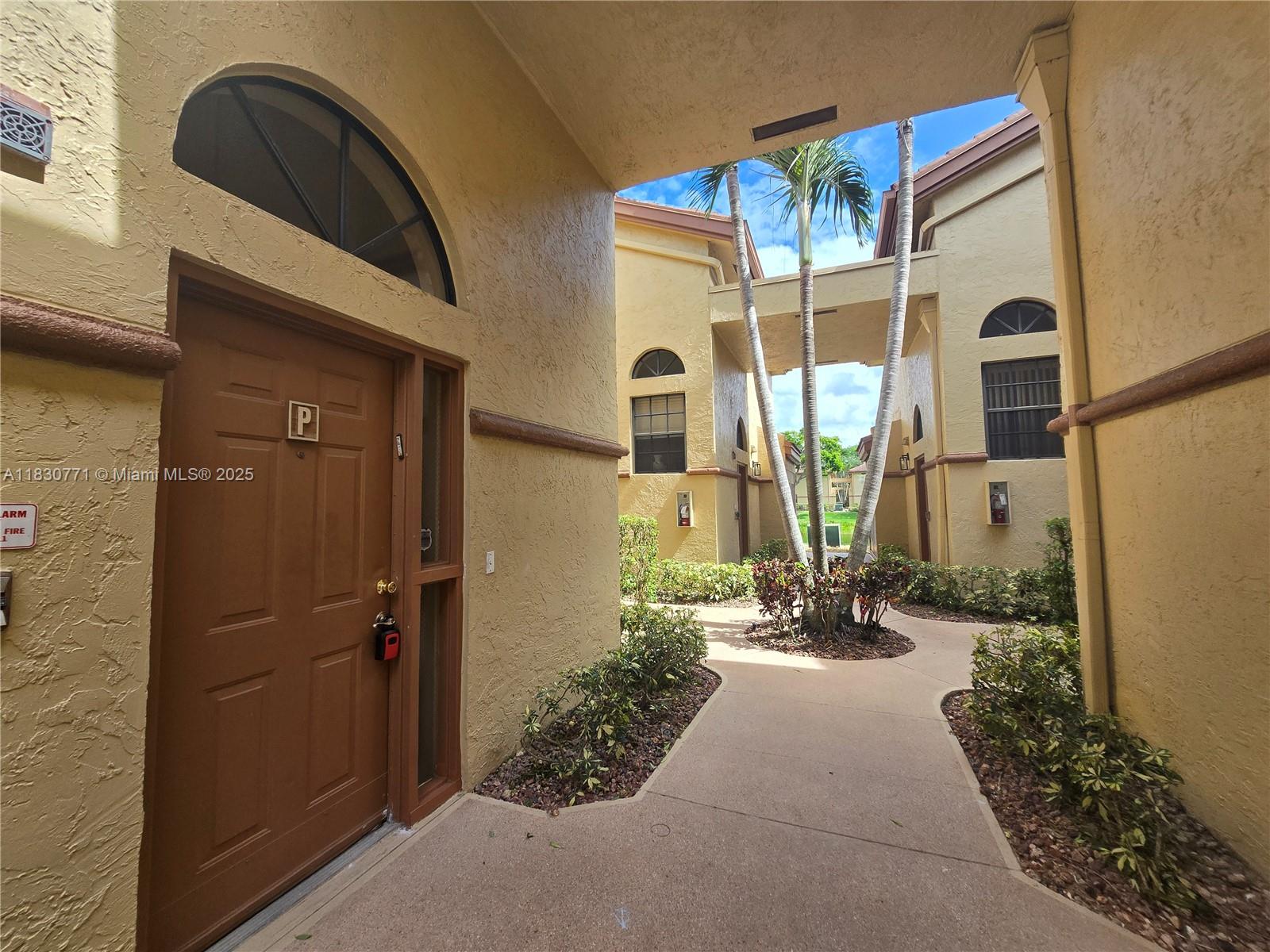 Well maintained condo featuring 3 spacious bedrooms and 2 bathrooms. Located within a large, gated community in Boynton Beach, a desirable and well-established area offering close proximity to shopping centers, a variety of dining options, major expressways, and public transportation. All ages welcome in this community with a wide range of amenities that include pickleball and tennis courts, shuffleboard, fitness center, multiple swimming pools, a library, and more. This is a HUD REO sold "AS-IS" without guarantees or warranties. Insurable property, HUD case no. 095-029244.