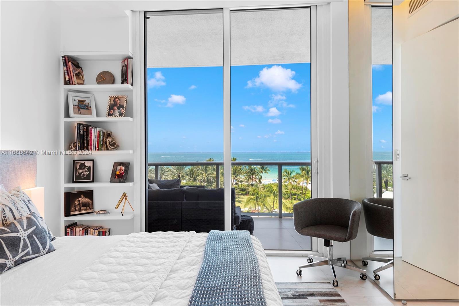 CONTINUUM ON SOUTH BEACH - Residential