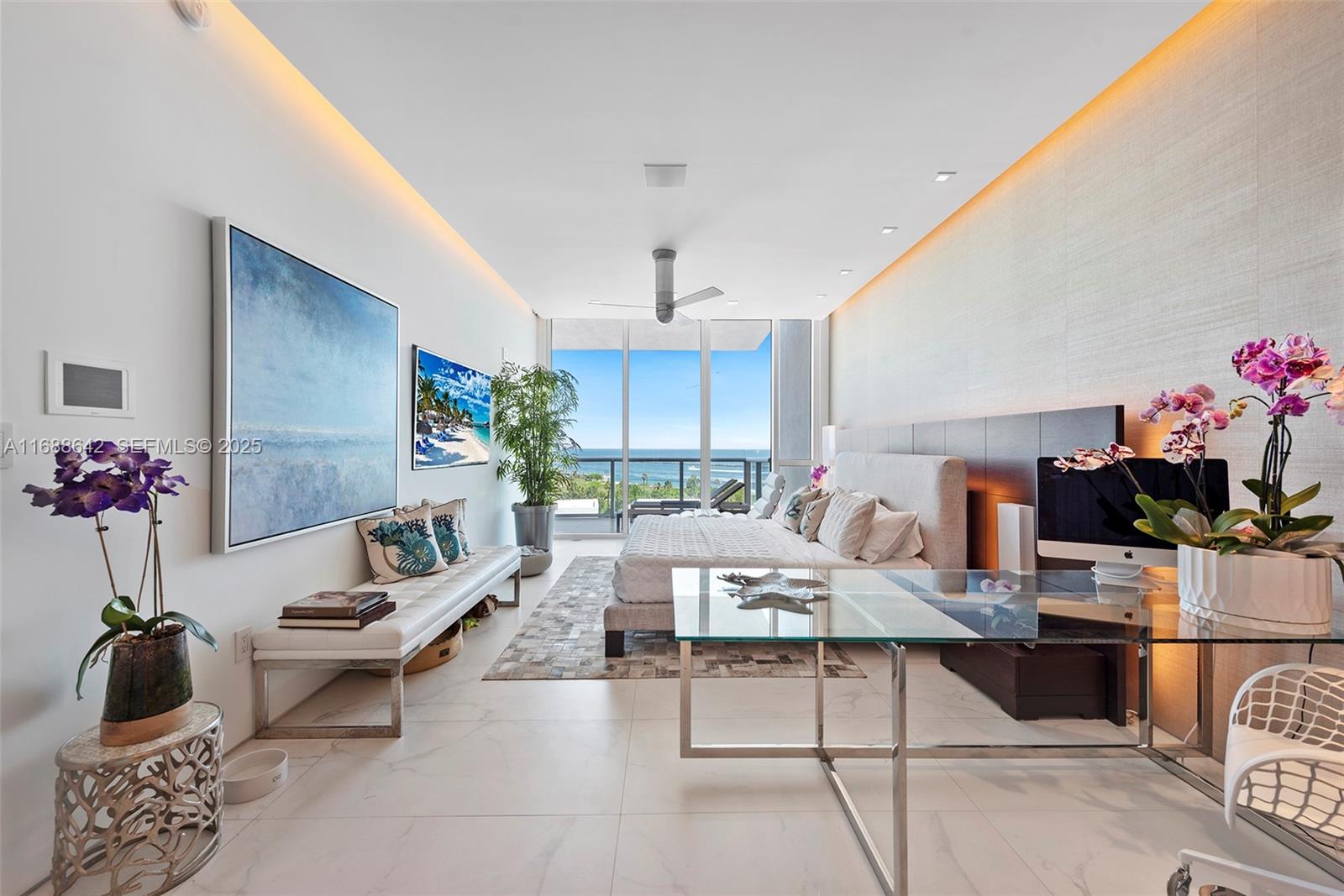 CONTINUUM ON SOUTH BEACH - Residential