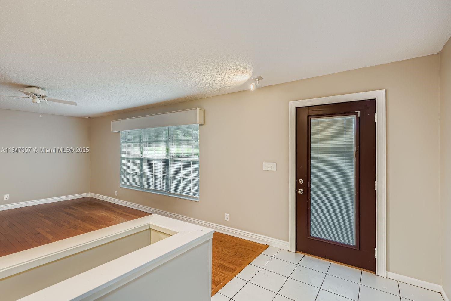 SUGAR POND MANOR OF WELLI - Residential