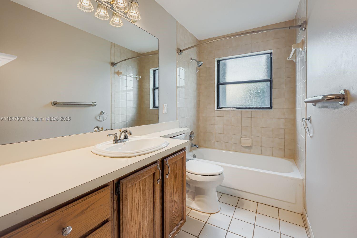 SUGAR POND MANOR OF WELLI - Residential