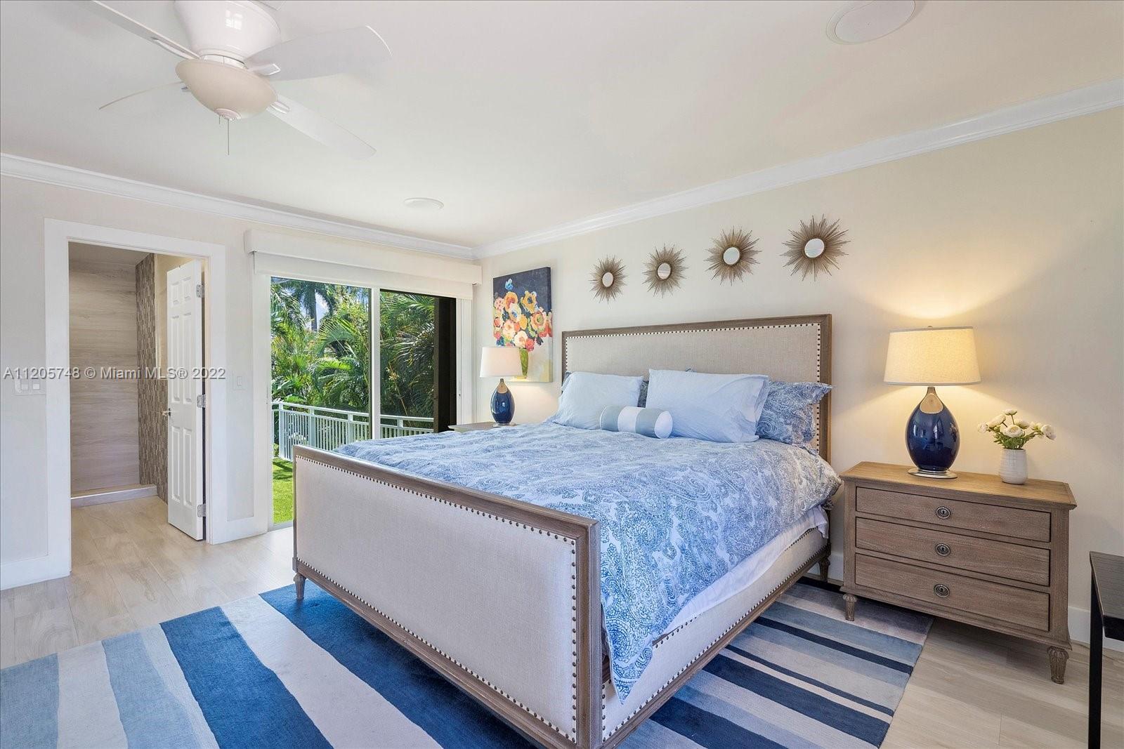 SEVEN ISLES - Residential