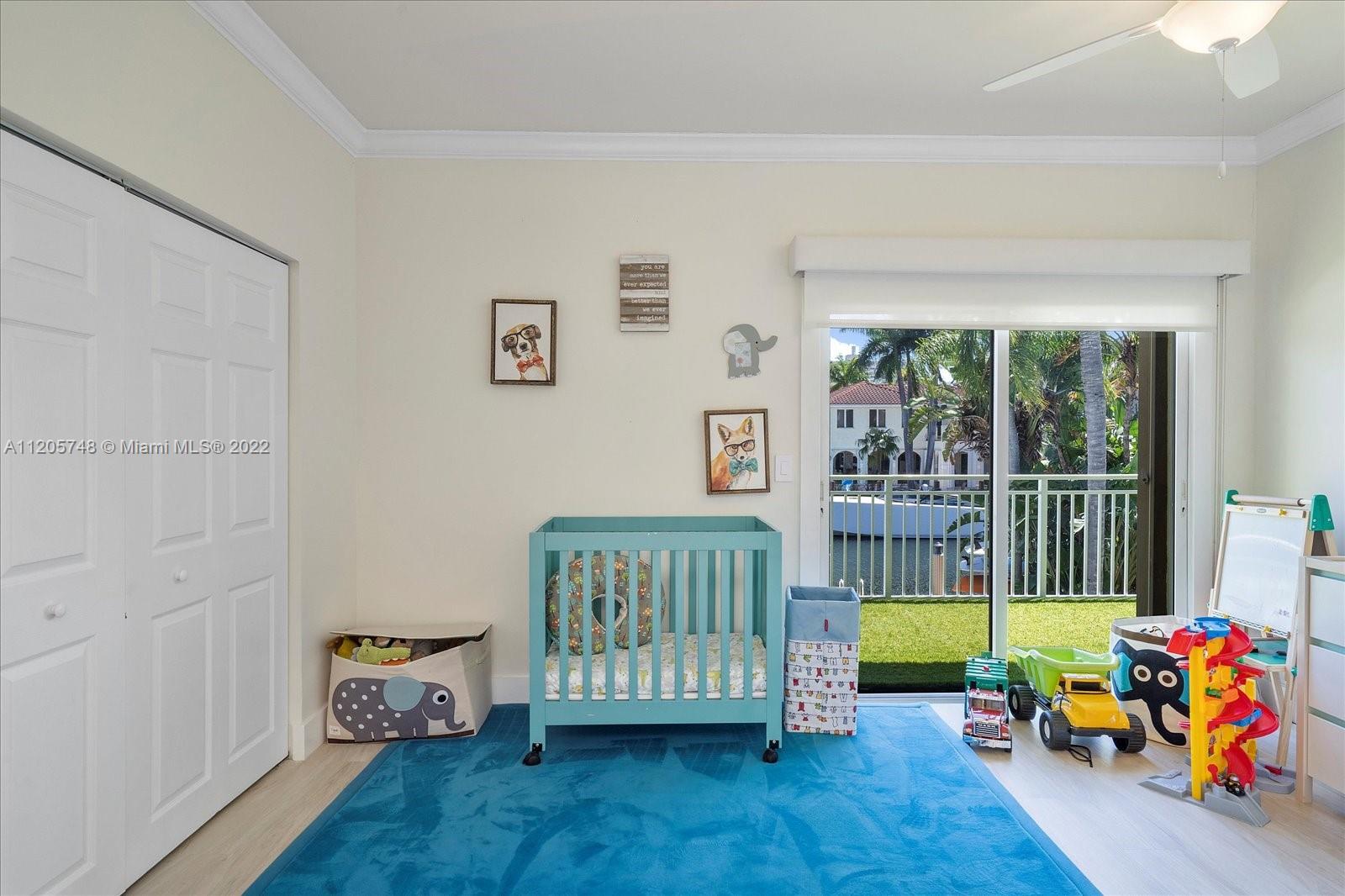 SEVEN ISLES - Residential