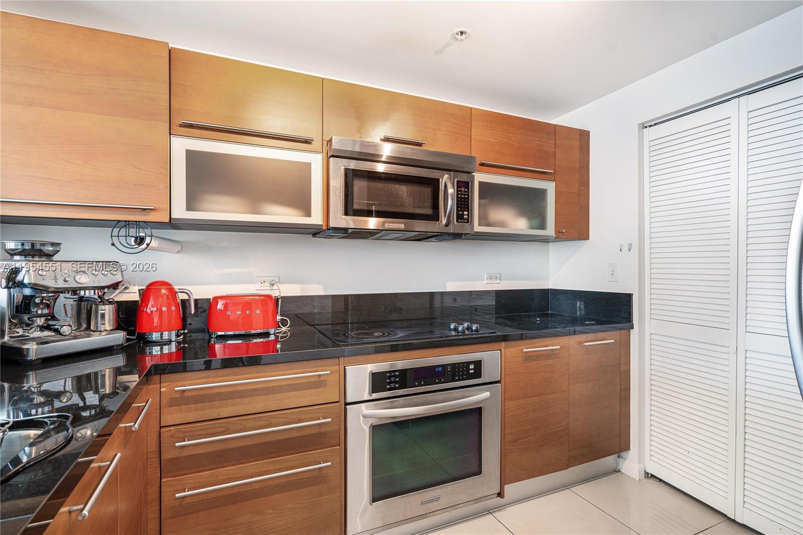 VIZCAYNE SOUTH CONDO - Residential