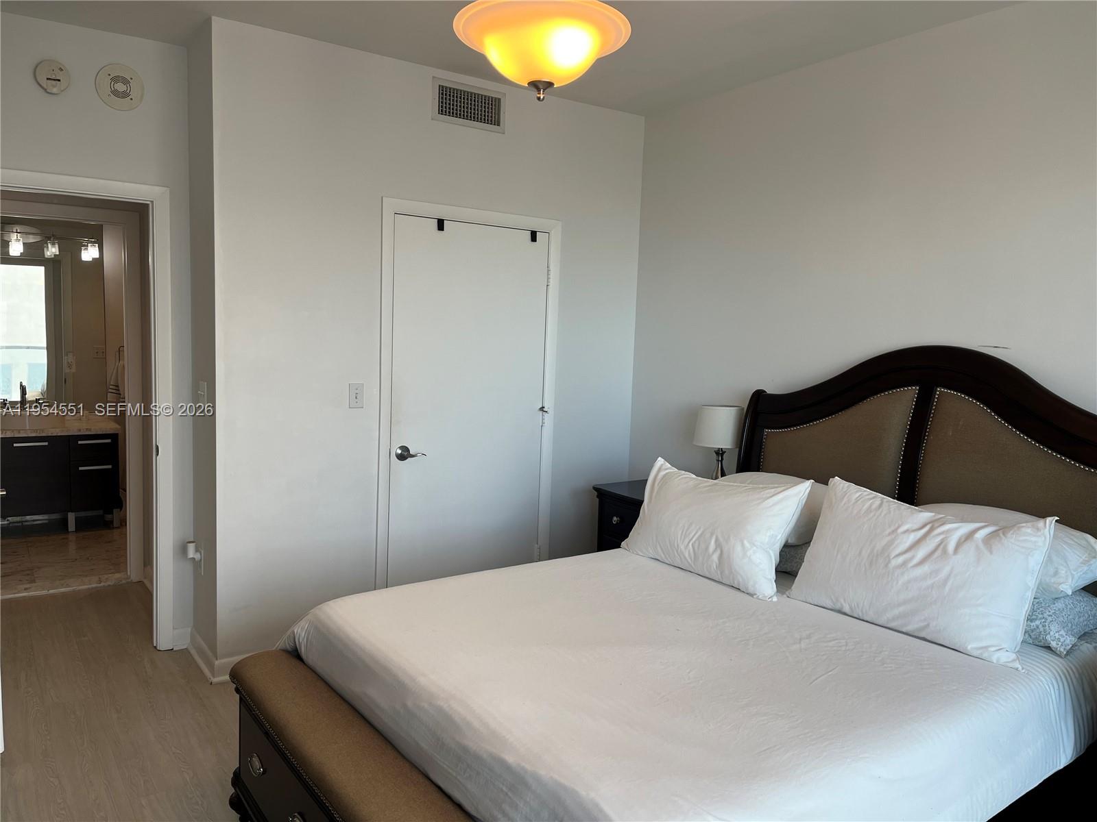 VIZCAYNE SOUTH CONDO - Residential