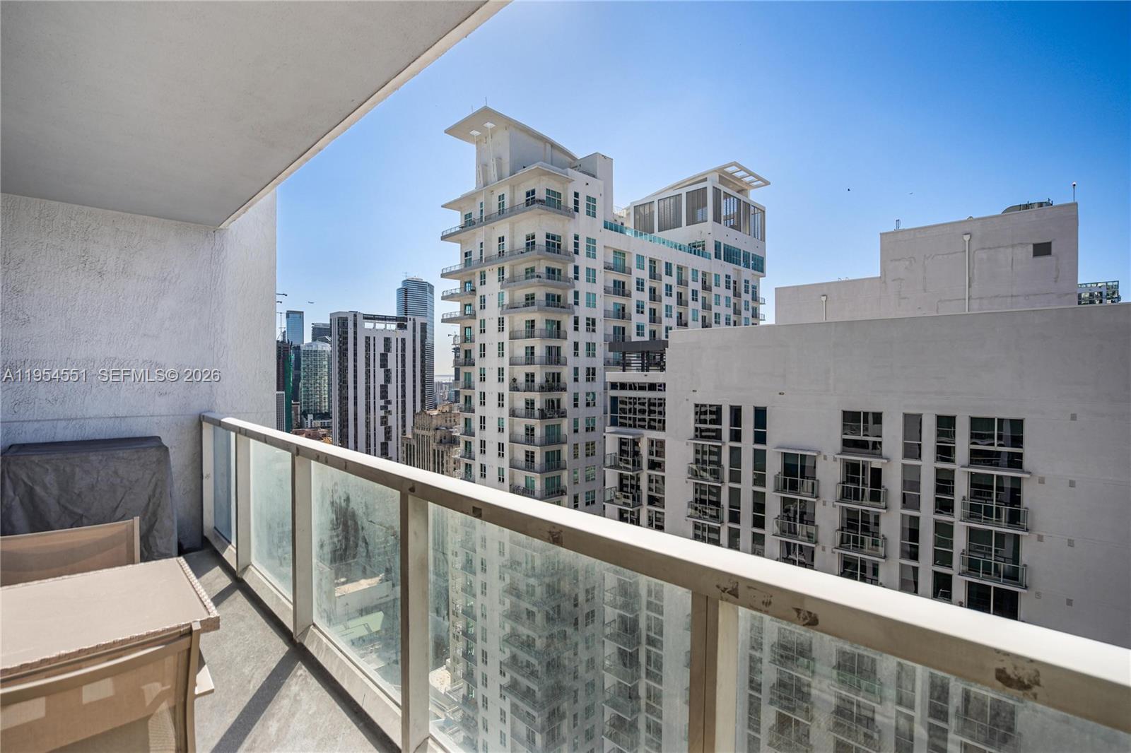 VIZCAYNE SOUTH CONDO - Residential