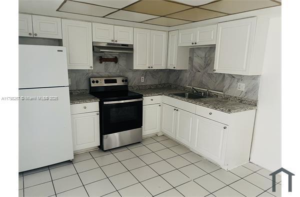 6237 Polk St 2, Hollywood, Broward County, Florida - 3 Bedrooms  
2 Bathrooms - 