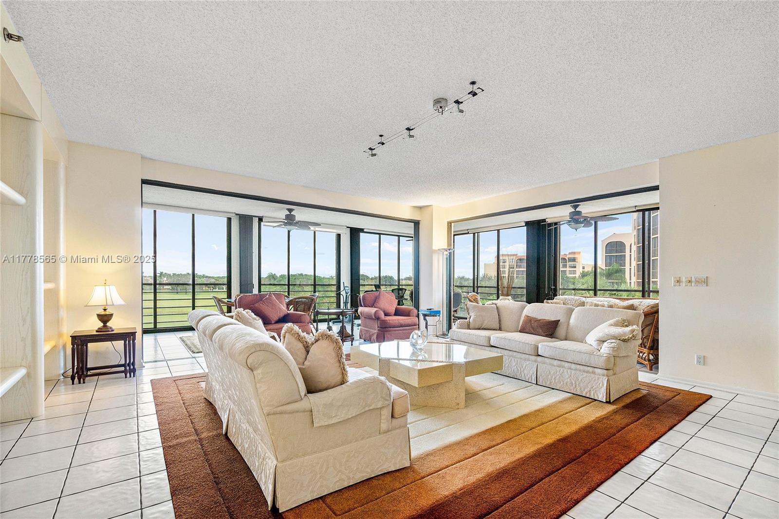 IMPERIAL ROYALE AT BOCA P - Residential