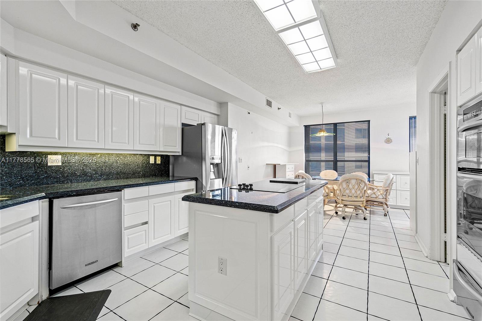 IMPERIAL ROYALE AT BOCA P - Residential