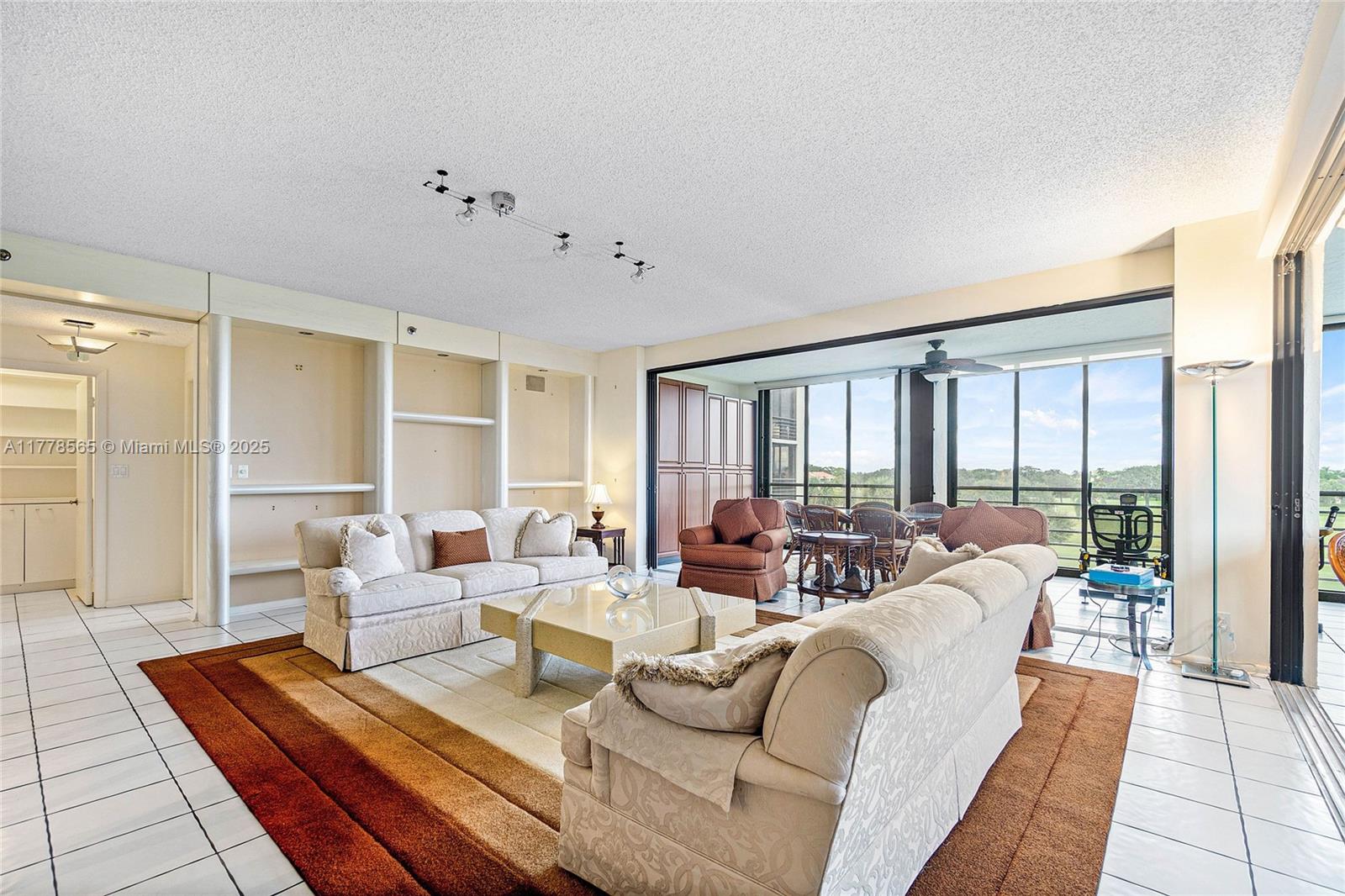 IMPERIAL ROYALE AT BOCA P - Residential
