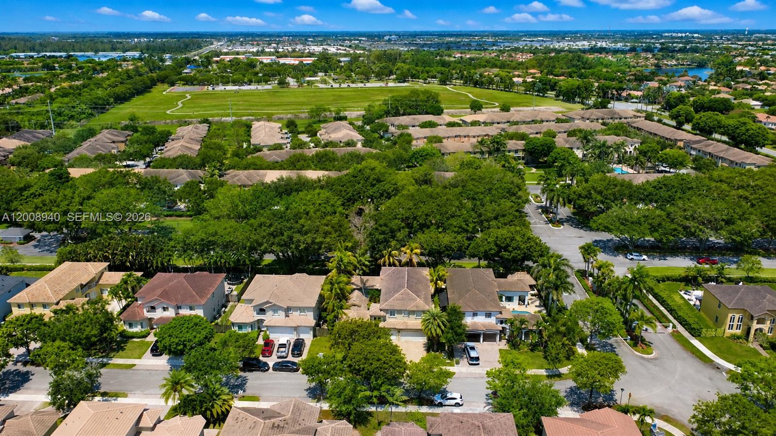 PALM ISLE ESTATES - Residential