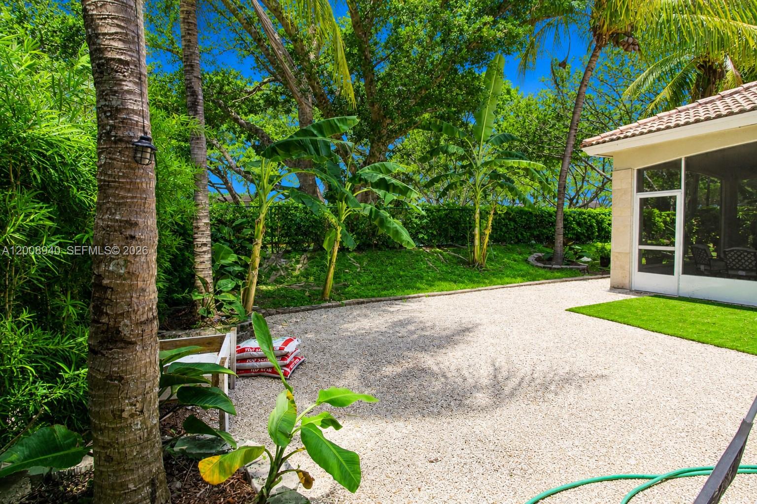 PALM ISLE ESTATES - Residential