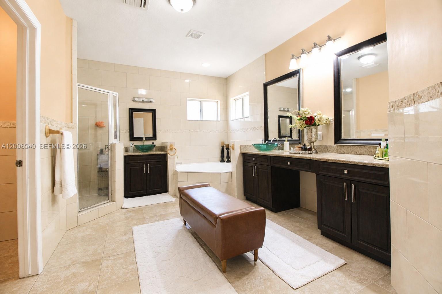 PALM ISLE ESTATES - Residential