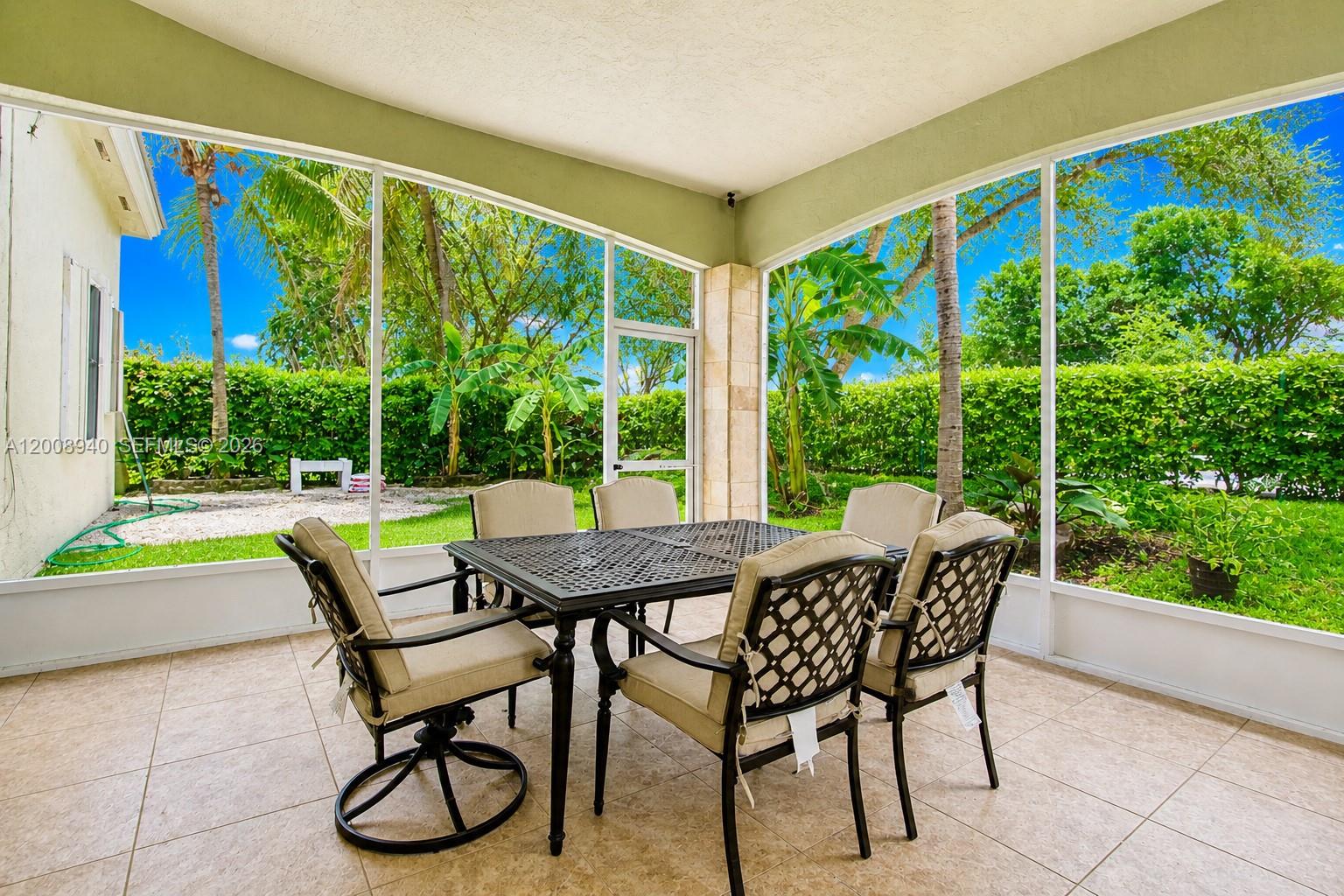PALM ISLE ESTATES - Residential