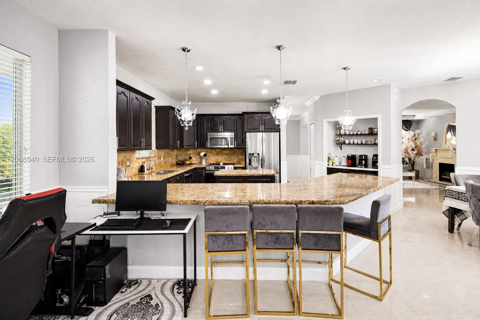 PALM ISLE ESTATES - Residential