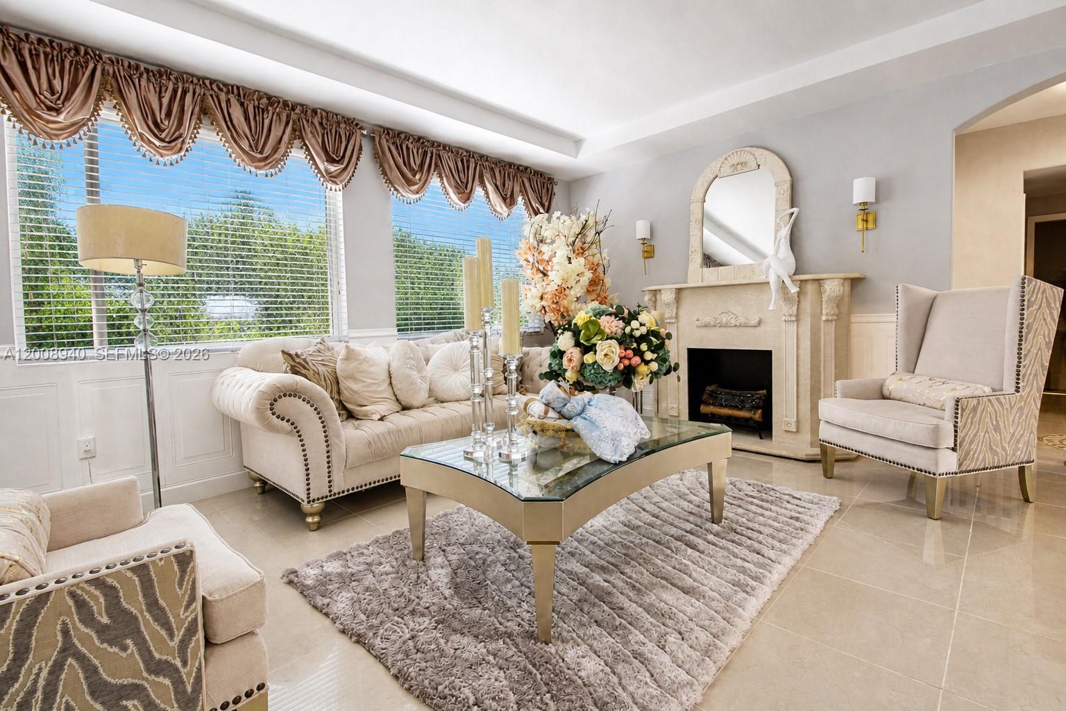 PALM ISLE ESTATES - Residential