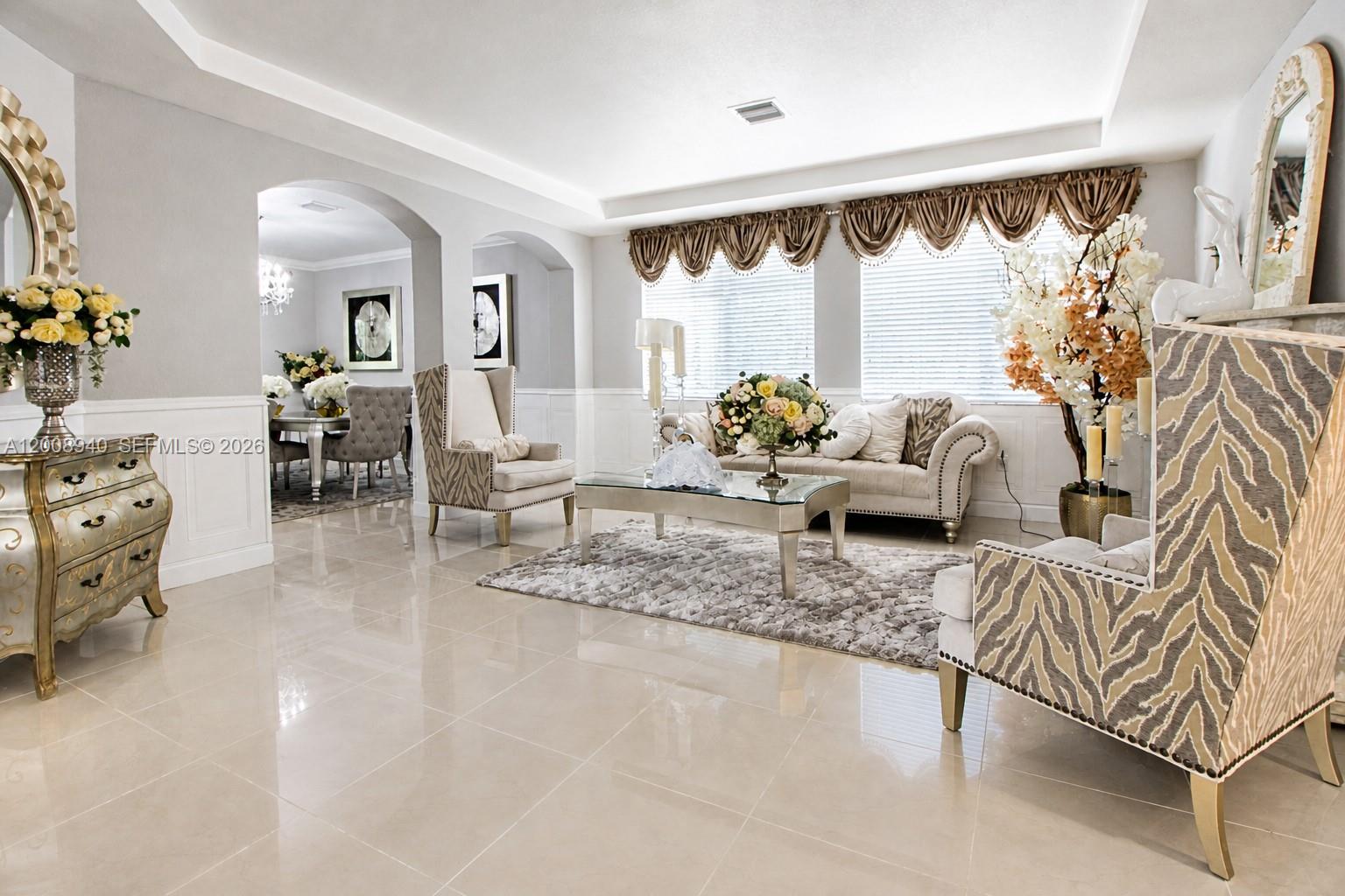 PALM ISLE ESTATES - Residential
