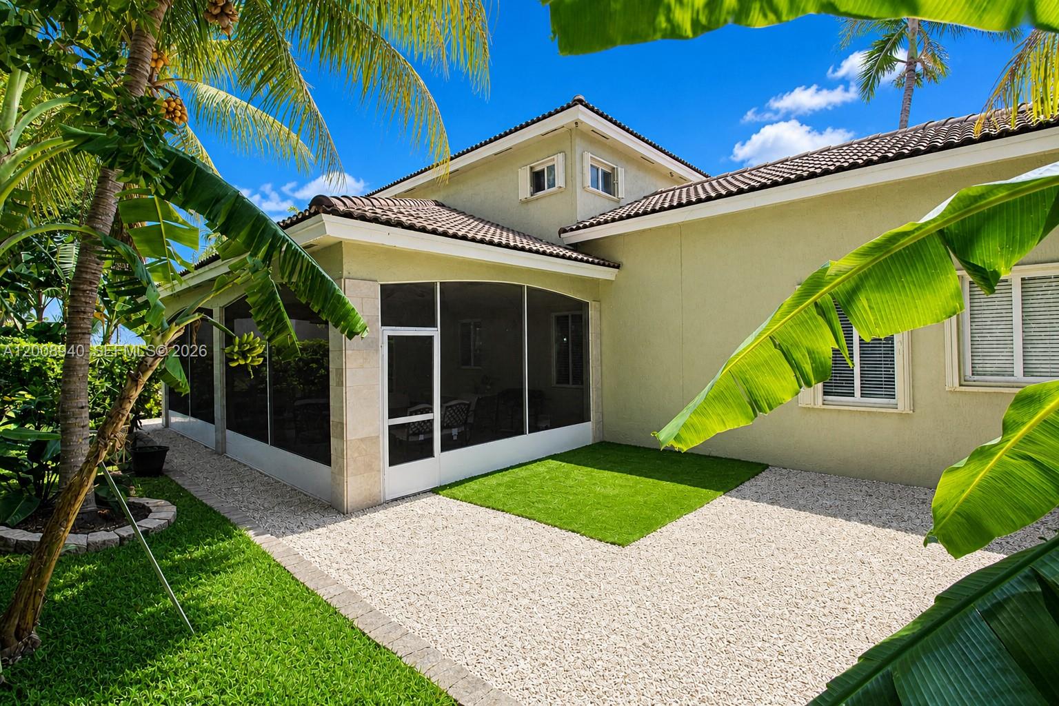 PALM ISLE ESTATES - Residential